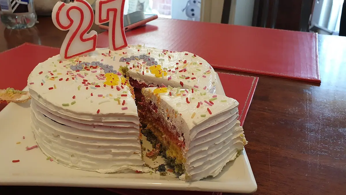 Blooming Cakes – cake shop in Wirksworth town centre
